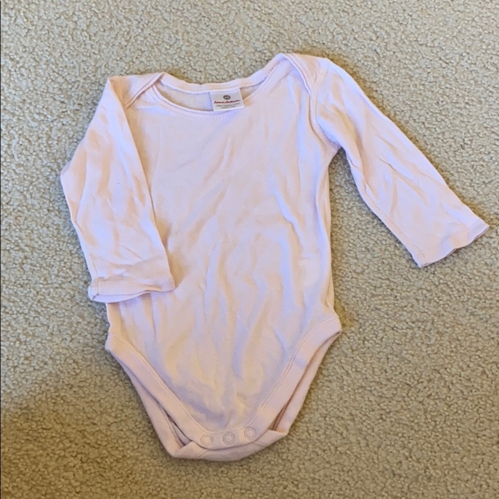 Hanna Andersson onesie (3-6 months)